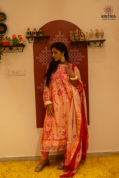 Inayat Suit Gallery Image 2