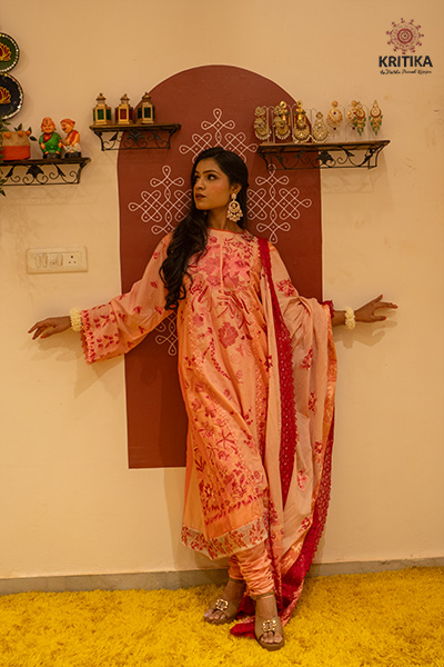 Inayat Suit