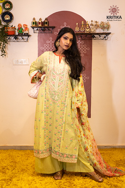 Noor Suit Gallery Image 3