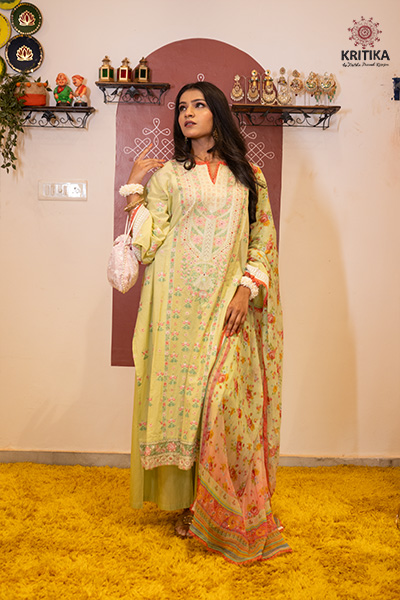 Noor Suit
