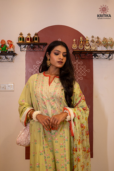 Noor Suit
