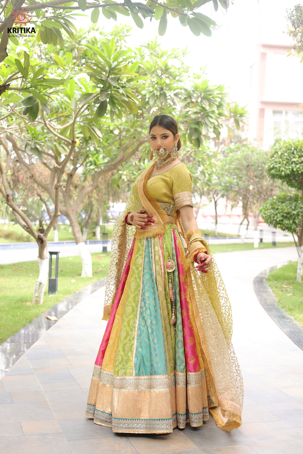 Shafaq Lehenga Gallery Image 3