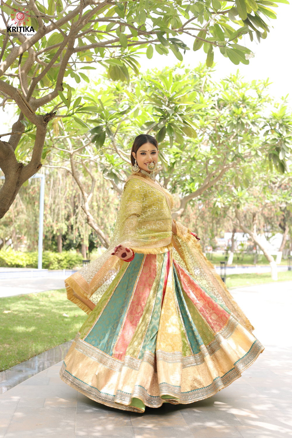 Shafaq Lehenga Gallery Image 4