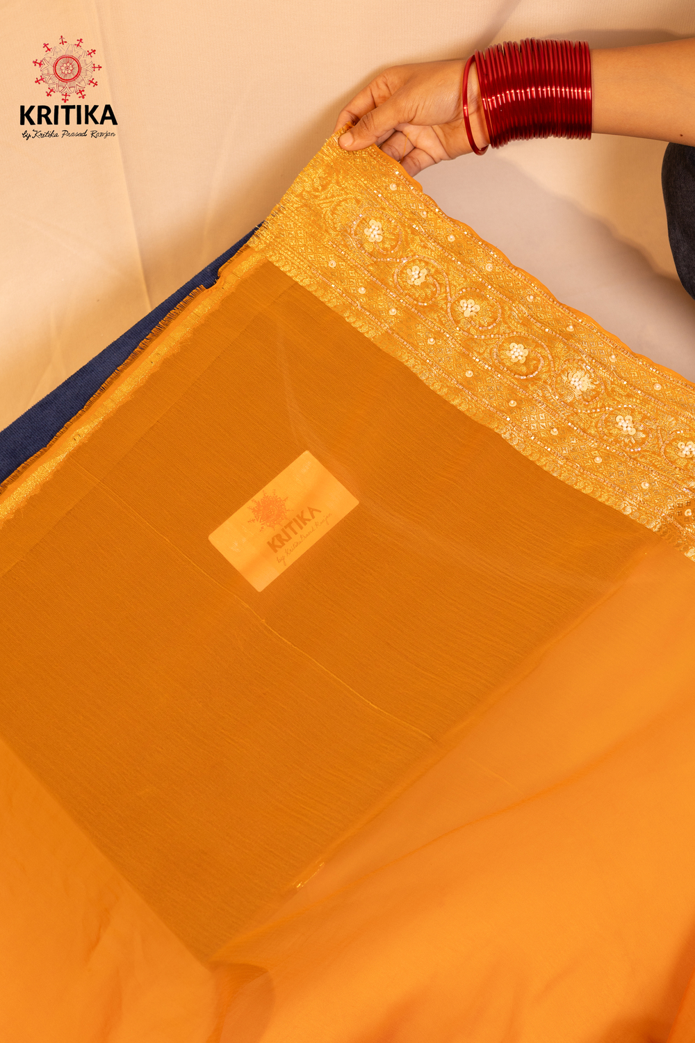Surmayi Saree Gallery Image 4