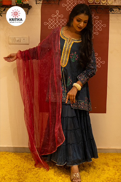 Tanvika Suit